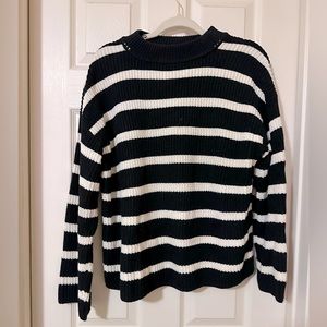 H&M oversize striped sweater super easy coast style!